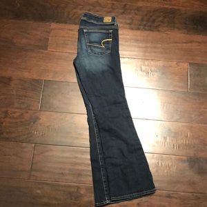 American Eagle Size 8 Short Jeans